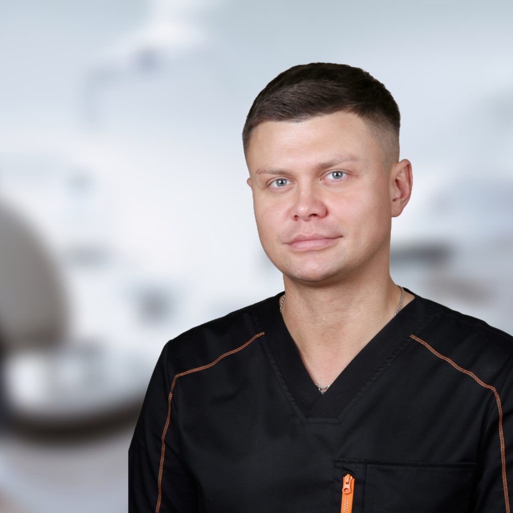 Моргунов Максим Андреевич стоматолог