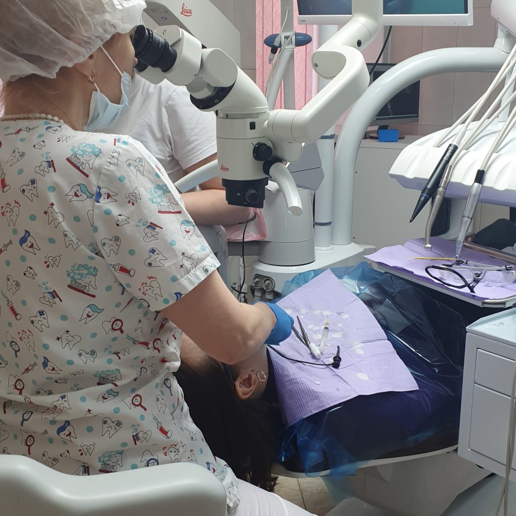 Центр имплантации зубов в СПб